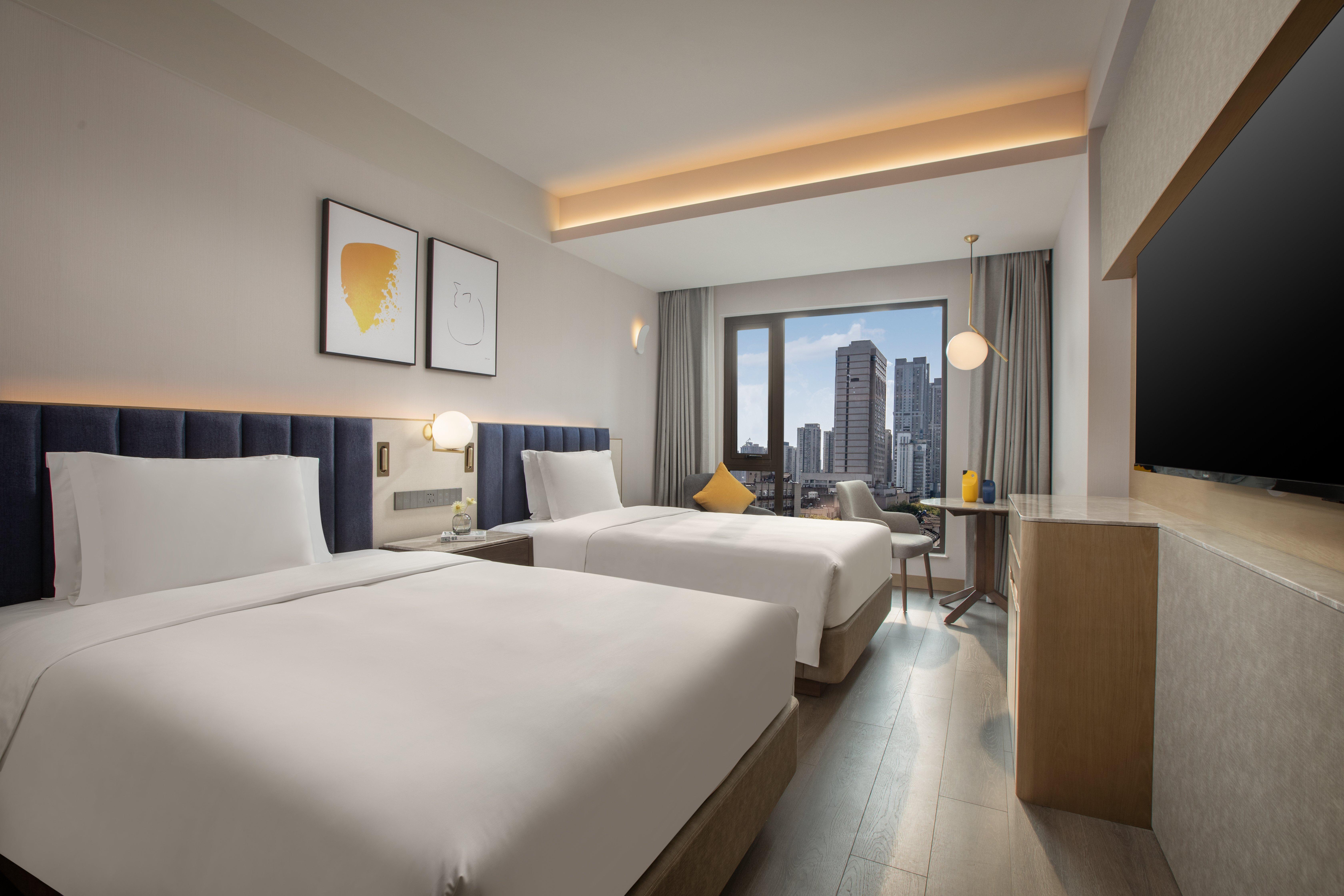 Voco Nanjing Oriental Pearl Hotel Екстериор снимка