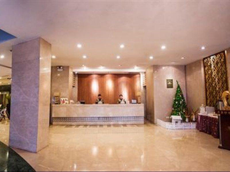 Voco Nanjing Oriental Pearl Hotel Екстериор снимка